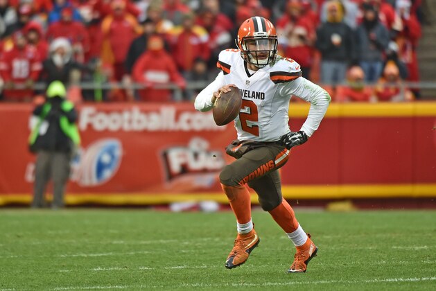KANSAS CITY, MO - DECEMBER 27:  Quarterback Johnny Manziel #2 of the Cleveland Browns rushes up field against the Kansas City Chiefs during the second half on December 27, 2015 at Arrowhead Stadium in Kansas City, Missouri.  (Photo by Peter G. Aiken/Getty Images)