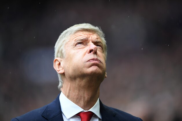 LONDON, ENGLAND - FEBRUARY 10:  Arsene Wenger of Arsenal looks on during the Premier League match between Tottenham Hotspur and Arsenal at Wembley Stadium on February 10, 2018 in London, England.  (Photo by Laurence Griffiths/Getty Images)