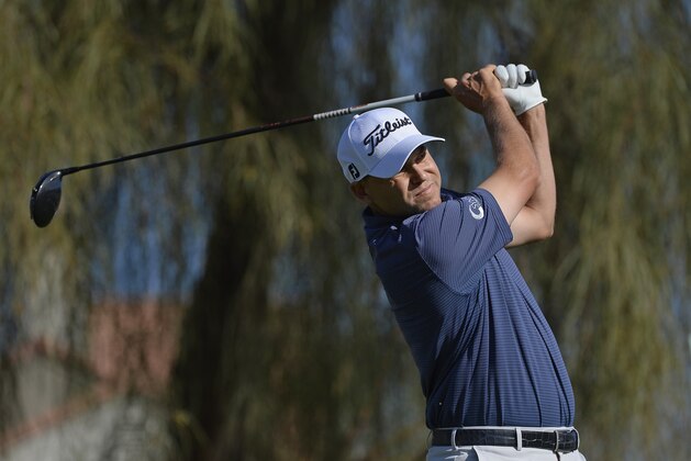 SCOTTSDALE, AZ - FEBRUARY 04:  Bill Haas watches his tee shot on the second hole during the final round of the Waste Management Phoenix Open at TPC Scottsdale on February 4, 2018 in Scottsdale, Arizona.  (Photo by Robert Laberge/Getty Images)