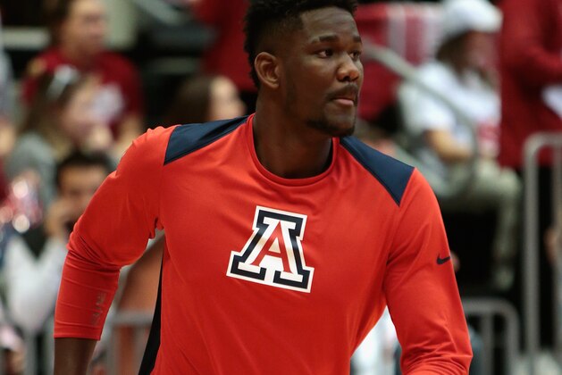 PULLMAN, WA - JANUARY 31:  Deandre Ayton #13 of the Arizona Wildcats warms up prior to the game against the Washington State Cougars at Beasley Coliseum on January 31, 2018 in Pullman, Washington.  (Photo by William Mancebo/Getty Images)