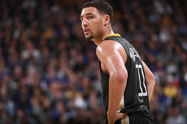 OAKLAND, CA - FEBRUARY 10:  Klay Thompson #11 of the Golden State Warriors looks on during the game against the San Antonio Spurs on February 10, 2018 at Oracle Arena in Oakland, California. NOTE TO USER: User expressly acknowledges and agrees that, by downloading and or using this photograph, user is consenting to the terms and conditions of Getty Images License Agreement. Mandatory Copyright Notice: Copyright 2018 NBAE (Photo by Garrett Ellwood/NBAE via Getty Images)