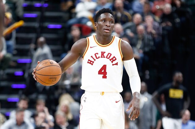 INDIANAPOLIS, IN - FEBRUARY 11:  Victor Oladipo #4 of the Indiana Pacers dribbles the ball against the New York Knicks at Bankers Life Fieldhouse on February 11, 2018 in Indianapolis, Indiana.  NOTE TO USER: User expressly acknowledges and agrees that, by downloading and or using this photograph, User is consenting to the terms and conditions of the Getty Images License Agreement.  (Photo by Andy Lyons/Getty Images)