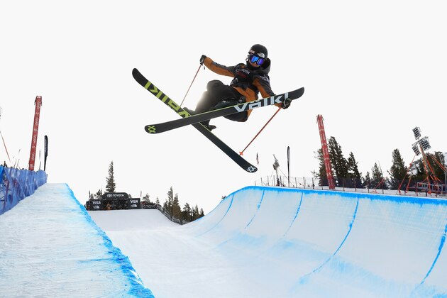 MAMMOTH, CA - JANUARY 17:  Maddie Bowman competes in the qualifying round of  Ladies' Ski Halfpipe during the Toyota U.S. Grand Prix on on January 17, 2018 in Mammoth, California.  (Photo by Sean M. Haffey/Getty Images)
