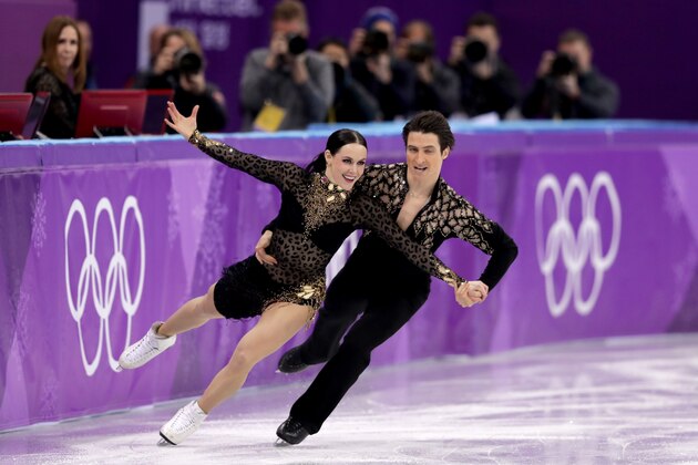 GANGNEUNG, SOUTH KOREA - FEBRUARY 19:  Tessa Virtue and Scott Moir of Canada compete during the Figure Skating Ice Dance Short Dance on day 10 of the PyeongChang 2018 Winter Olympic Games at Gangneung Ice Arena on February 19, 2018 in Pyeongchang-gun, South Korea.  (Photo by Richard Heathcote/Getty Images)