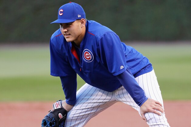 CHICAGO, IL - OCTOBER 17:  Anthony Rizzo #44 of the Chicago Cubs warms up before game three of the National League Championship Series against the Los Angeles Dodgers at Wrigley Field on October 17, 2017 in Chicago, Illinois.  (Photo by Jamie Squire/Getty Images)