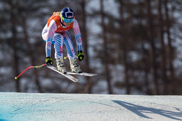 TOPSHOT - USA's Lindsey Vonn takes part in the 3rd training of the Alpine Skiing Women's Downhill at the Jeongseon Alpine Center during the Pyeongchang 2018 Winter Olympic Games in Pyeongchang on February 20, 2018. / AFP PHOTO / François-Xavier MARIT        (Photo credit should read FRANCOIS-XAVIER MARIT/AFP/Getty Images)