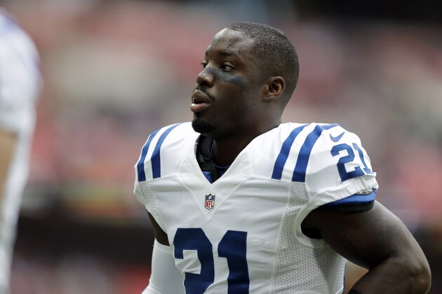 Indianapolis Colts cornerback Vontae Davis (21) walks onto the field before an NFL football game between the Indianapolis Colts and the Jacksonville Jaguars at Wembley stadium in London, Sunday Oct. 2, 2016. (AP Photo/Matt Dunham)
