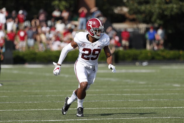 NASHVILLE, TN - SEPTEMBER 23: Minkah Fitzpatrick #29 of the Alabama Crimson Tide in action during a game against the Vanderbilt Commodores at Vanderbilt Stadium on September 23, 2017 in Nashville, Tennessee. Alabama won 59-0. (Photo by Joe Robbins/Getty Images)