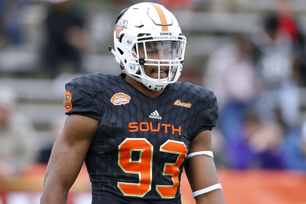 MOBILE, AL - JANUARY 27:  Marcus Davenport #93 of the South team reacts during the Reese's Senior Bowl at Ladd-Peebles Stadium on January 27, 2018 in Mobile, Alabama.  (Photo by Jonathan Bachman/Getty Images)