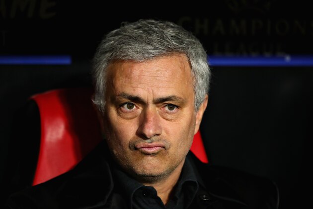 SEVILLE, SPAIN - FEBRUARY 21: Manchester United manager Jose Mourinho looks on during the UEFA Champions League Round of 16 First Leg match between Sevilla FC and Manchester United at Estadio Ramon Sanchez Pizjuan on February 21, 2018 in Seville, Spain. (Photo by Chris Brunskill Ltd/Getty Images) SEVILLE, SPAIN - FEBRUARY 21: Manchester United manager Jose Mourinho looks on during the UEFA Champions League Round of 16 First Leg match between Sevilla FC and Manchester United at Estadio Ramon Sanchez Pizjuan on February 21, 2018 in Seville, Spain. (Photo by Chris Brunskill Ltd/Getty Images)