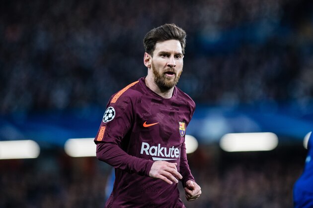 LONDON, ENGLAND - FEBRUARY 20: Lionel Messi (10) of FC Barcelona during the UEFA Champions League Round of 16 First Leg   match between Chelsea FC and FC Barcelona at Stamford Bridge on February 20, 2018 in London, United Kingdom. (Photo by MB Media/Getty Images)