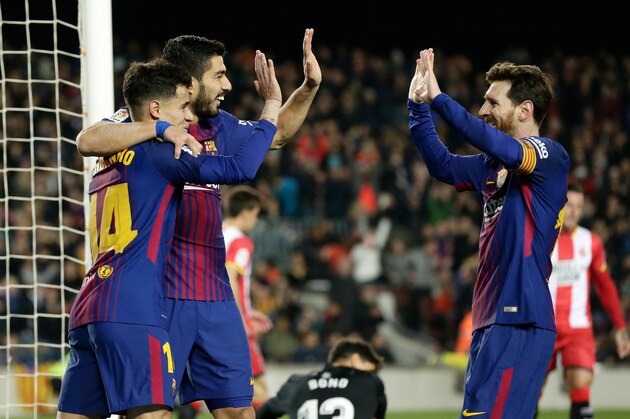 BARCELONA, SPAIN - FEBRUARY 24: Philippe Coutinho of FC Barcelona celebrates 5-1 with Luis Suarez of FC Barcelona, Lionel Messi of FC Barcelona  during the La Liga Santander  match between FC Barcelona v Girona at the Camp Nou on February 24, 2018 in Barcelona Spain (Photo by Eric Verhoeven/Soccrates/Getty Images)