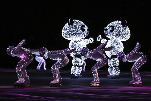 Performers participate in the closing ceremony of the 2018 Winter Olympics in Pyeongchang, South Korea, Sunday, Feb. 25, 2018. (AP Photo/Natacha Pisarenko)