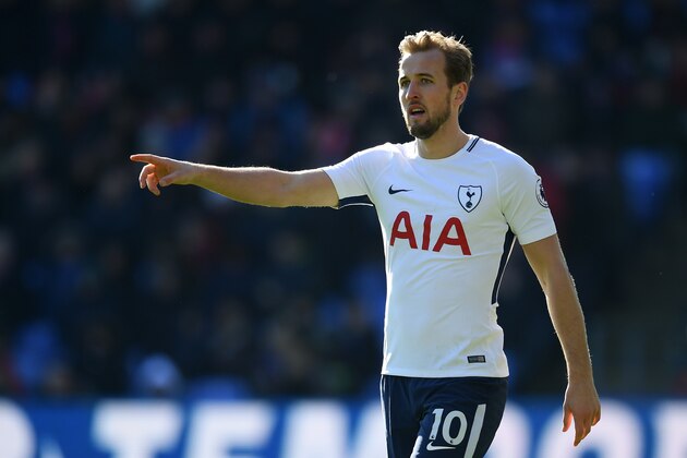LONDON, ENGLAND - FEBRUARY 25:  Harry Kane of Tottenham Hotspur gesticulates during the Premier League match between Crystal Palace and Tottenham Hotspur at Selhurst Park on February 25, 2018 in London, England.  (Photo by Mike Hewitt/Getty Images)