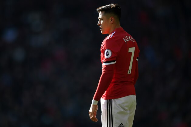 MANCHESTER, ENGLAND - FEBRUARY 25:  Alexis Sanchez of Manchester United looks on during the Premier League match between Manchester United and Chelsea at Old Trafford on February 25, 2018 in Manchester, England.  (Photo by Laurence Griffiths/Getty Images)
