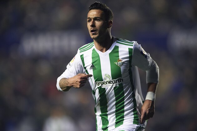 VALENCIA, SPAIN - FEBRUARY 26:  Sergio Leon of Betis celebrates after scoring his sides second goal during the La Liga match between Levante and Real Betis at Ciudad de Valencia Stadium on February 26, 2018 in Valencia, Spain.  (Photo by Manuel Queimadelos Alonso/Getty Images)