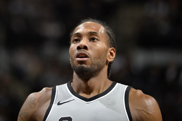 SAN ANTONIO, TX - JANUARY 13:  Kawhi Leonard #2 of the San Antonio Spurs looks on during the game against the Denver Nuggets on January 13, 2018 at the AT&T Center in San Antonio, Texas. NOTE TO USER: User expressly acknowledges and agrees that, by downloading and or using this photograph, user is consenting to the terms and conditions of the Getty Images License Agreement. Mandatory Copyright Notice: Copyright 2018 NBAE (Photos by Mark Sobhani/NBAE via Getty Images)