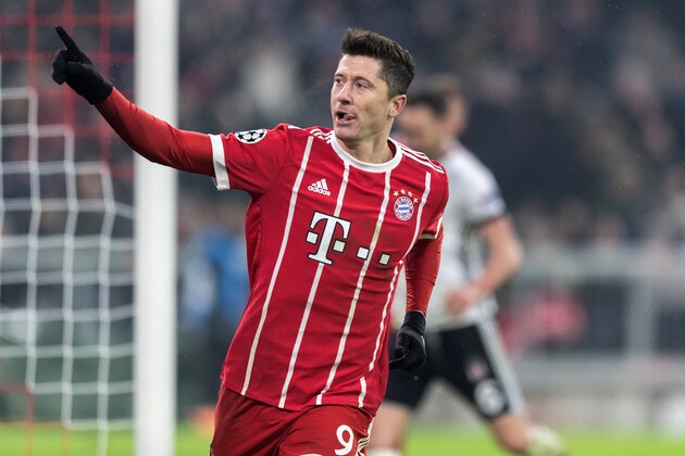 MUNICH, GERMANY - FEBRUARY 20:  Robert Lewandowski of FC Bayern Muenchen celebrates after scoring his team's fourth goal during the UEFA Champions League Round of 16 First Leg match between Bayern Muenchen and Besiktas at Allianz Arena on February 20, 2018 in Munich, Germany.  (Photo by Boris Streubel/Getty Images)