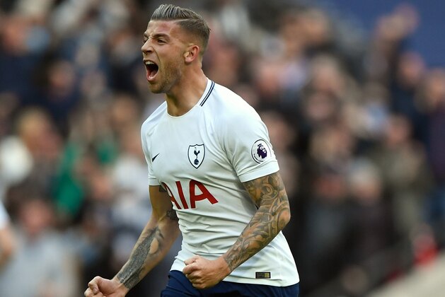 LONDON, ENGLAND - OCTOBER 22:  Tottenham Hotspur player Toby Alderweireld celebrates the first Spurs goal during the Premier League match between Tottenham Hotspur and Liverpool at Wembley Stadium on October 22, 2017 in London, England.  (Photo by Stu Forster/Getty Images)