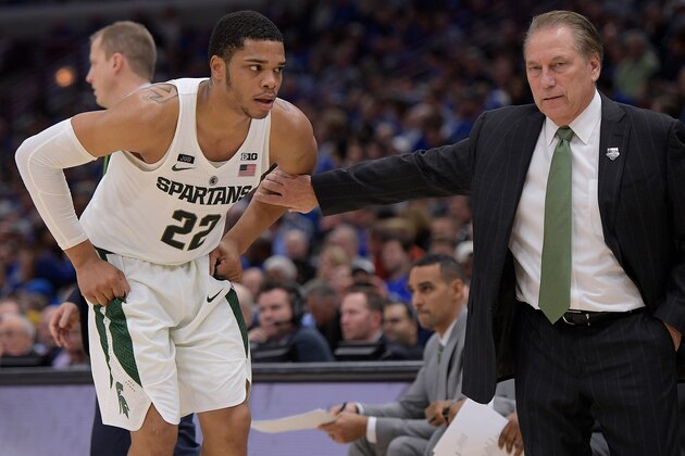 CHICAGO, IL - NOVEMBER 14: Miles Bridges #22 and head coach Tom Izzo of the Michigan State Spartans look on during their game against the Duke Blue Devils during the Champions Classic at United Center on November 14, 2017 in Chicago, Illinois. (Photo by Lance King/Getty Images)