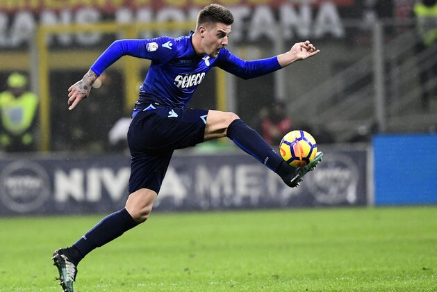 Lazio's Serbian midfielder Sergej Milinkovic-Savic controls the ball during the Italian Serie A football match AC Milan vs Lazio at the San Siro stadium in Milan on January 31, 2018. / AFP PHOTO / MIGUEL MEDINA        (Photo credit should read MIGUEL MEDINA/AFP/Getty Images)