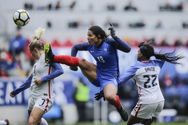 France's Valerie Gauvin kicks the ball during the first half of a SheBelieves Cup soccer match between France and the US at the Red Bulls Stadium on March 4, 2018 in Harrison, New Jersey. / AFP PHOTO / KENA BETANCUR        (Photo credit should read KENA BETANCUR/AFP/Getty Images)
