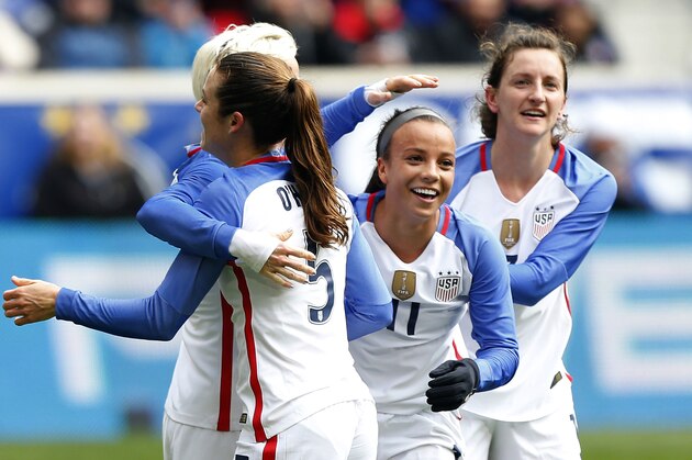 United States' Mallory Pugh (11) celebrates with teammates after scoring against France during a SheBelieves Cup women's soccer match, Sunday, March 4, 2018, in Harrison, N.J. (AP Photo/Noah K. Murray)