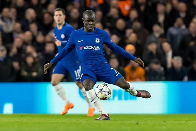 LONDON, ENGLAND - FEBRUARY 20: N'Golo Kante of Chelsea controls the ball during the UEFA Champions League Round of 16 First Leg match between Chelsea FC and FC Barcelona at Stamford Bridge on February 20, 2018 in London, United Kingdom. (Photo by TF-Images/Getty Images)