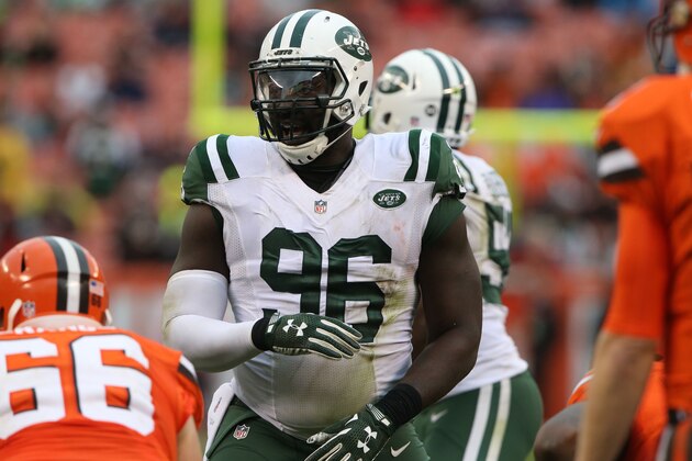 CLEVELAND, OH - OCTOBER 30: Defensive Lineman Muhammad Wilkerson #96 of the New York Jets appears in action against the Cleveland Browns at FirstEnergy Stadium on October 30, 2016 in Cleveland, Ohio. (Photo by Al Pereira/Getty Images)