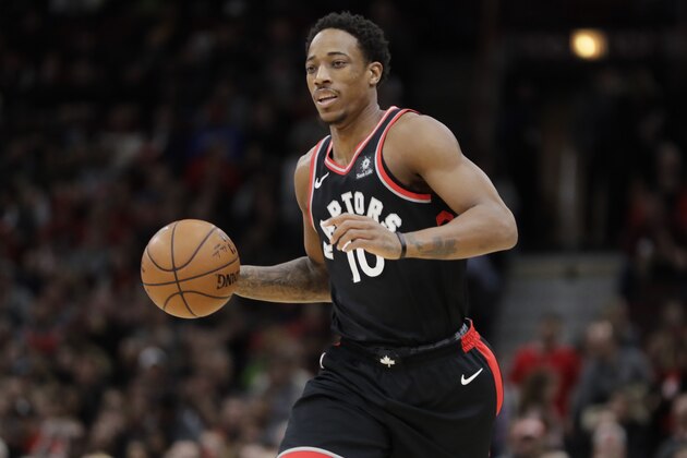 Toronto Raptors' DeMar DeRozan brings the ball into play during the first half of an NBA basketball game Wednesday, Jan. 3, 2018, in Chicago. (AP Photo/Charles Rex Arbogast)
