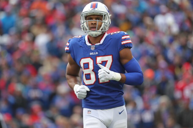 BUFFALO, NY - NOVEMBER 12: Jordan Matthews #87 of the Buffalo Bills during NFL game action against the New Orleans Saints at New Era Field on November 12, 2017 in Buffalo, New York. (Photo by Tom Szczerbowski/Getty Images)