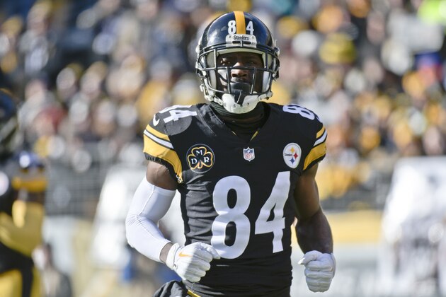 Pittsburgh Steelers wide receiver Antonio Brown (84) plays in an NFL football game against the Jacksonville Jaguars, Sunday, Jan. 14, 2018, in Pittsburgh. (AP Photo/Don Wright)