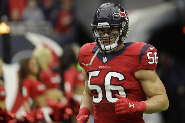 Houston Texans inside linebacker Brian Cushing is introduced before an NFL football game Sunday, Dec. 18, 2016, in Houston. (AP Photo/David J. Phillip)