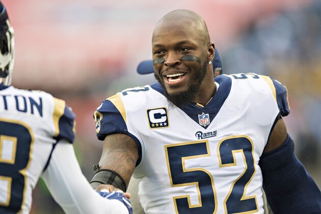 NASHVILLE, TN - DECEMBER 24:  Alec Ogletree #52 of the Los Angeles Rams greets teammate before a game against the Tennessee Titans at Nissan Stadium on December 24, 2017 in Nashville, Tennessee.  The Rams defeated the Titans 27-23.  (Photo by Wesley Hitt/Getty Images)