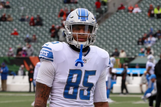 Detroit Lions tight end Eric Ebron (85) walks on the field before an NFL football game against the Cincinnati Bengals in Cincinnati, Sunday, Dec. 24, 2017. (AP Photo/Carlos Osorio)