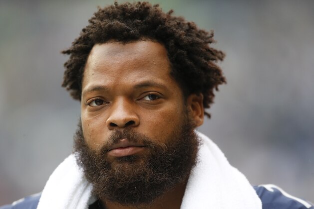 SEATTLE, WA - OCTOBER 29:  Defensive end Michael Bennett #72 of the Seattle Seahawks walks the sidelines before the game against the Houston Texans at CenturyLink Field on October 29, 2017 in Seattle, Washington. (Photo by Otto Greule Jr/Getty Images)