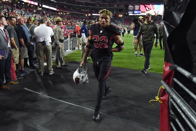 GLENDALE, AZ - NOVEMBER 09: Free safety Tyrann Mathieu #32 of the Arizona Cardinals walks back to the locker room after the Thursday Night Football game against the Seattle Seahawks at University of Phoenix Stadium on November 9, 2017 in Glendale, Arizona. The Seattle Seahawks won 22-16. (Photo by Norm Hall/Getty Images)