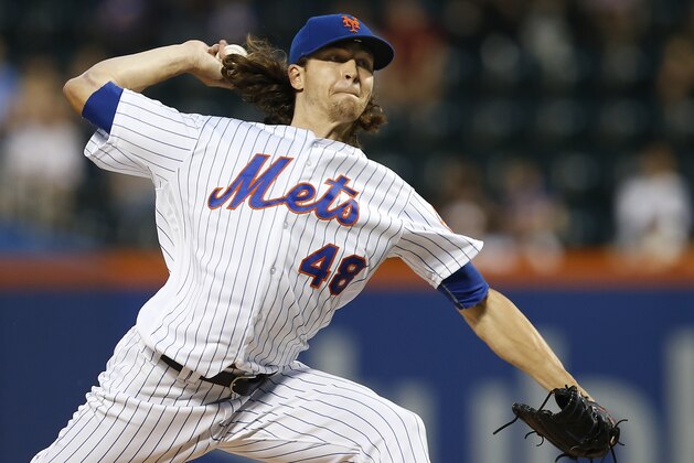 NEW YORK, NY - SEPTEMBER 05: Pitcher Jacob deGrom #48 of the New York Mets in action against the Philadelphia Phillies during a game at Citi Field on September 5, 2017 in the Flushing neighborhood of the Queens borough of New York City. (Photo by Rich Schultz/Getty Images)
