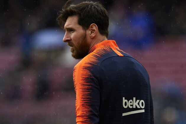 BARCELONA, SPAIN - MARCH 04:  Lionel Messi of Barcelona looks on prior to the La Liga match between FC Barcelona and Atletico de Madrid at Camp Nou on March 4, 2018 in Barcelona, Spain.  (Photo by Quality Sport Images/Getty Images)
