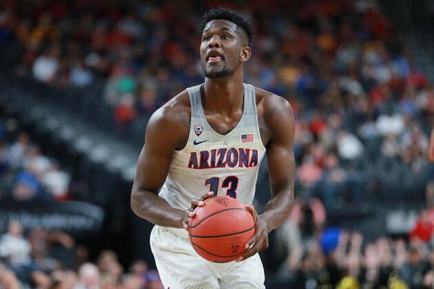 LAS VEGAS, NV - MARCH 08: Deandre Ayton #13 of the Arizona Wildcats shoots free throws against the Colorado Buffaloes during a quarterfinal game of the Pac-12 basketball tournament at T-Mobile Arena on March 8, 2018 in Las Vegas, Nevada.  (Photo by Leon Bennett/Getty Images)
