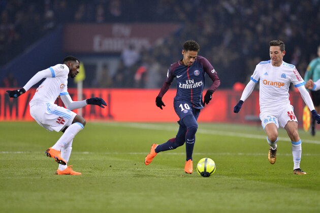 PARIS, FRANCE - FEBRUARY 25:  Neymar Jr of Paris Saint-Germain runs with the ball during the Ligue 1 match between Paris Saint Germain and Olympique Marseille February 25, 2018 in Paris, France.  (Photo by Aurelien Meunier/Getty Images)