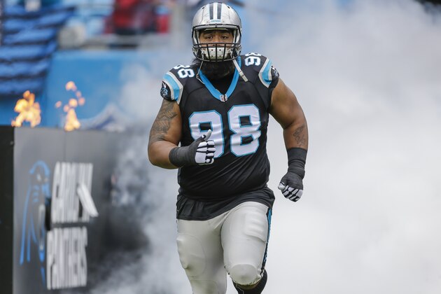 Carolina Panthers' Star Lotulelei (98) takes the field during defensive introductions before an NFL football game against the Atlanta Falcons in Charlotte, N.C., Saturday, Dec. 24, 2016. The Falcons won 33-16. (AP photo/Bob Leverone)