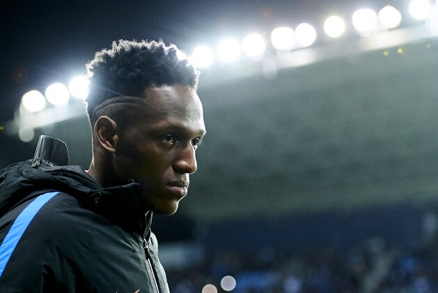 MALAGA, SPAIN - MARCH 10:  Yerry Mina of FC Barcelona looks on prior to the start the La Liga match between Malaga and Barcelona at Estadio La Rosaleda on March 10, 2018 in Malaga, Spain.  (Photo by Aitor Alcalde/Getty Images)