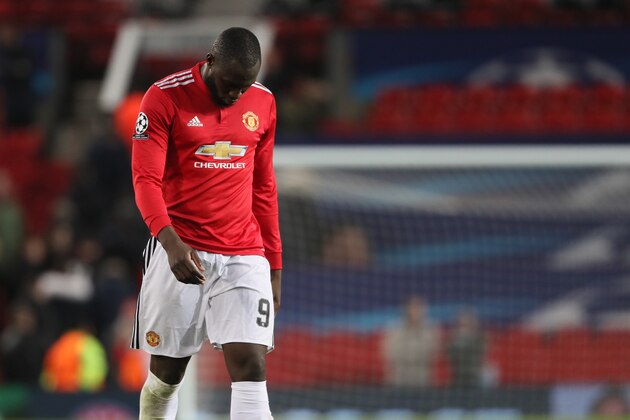 MANCHESTER, ENGLAND - MARCH 13: A dejected Romelu Lukaku of Manchester United during the UEFA Champions League Round of 16 Second Leg match between Manchester United and Sevilla FC at Old Trafford on March 13, 2018 in Manchester, United Kingdom. (Photo by Matthew Ashton - AMA/Getty Images)