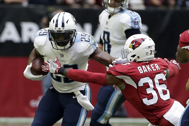 Tennessee Titans running back DeMarco Murray (29) during the second half of an NFL football game against the Arizona Cardinals, Sunday, Dec.10, 2017, in Glendale, Ariz. (AP Photo/Rick Scuteri)