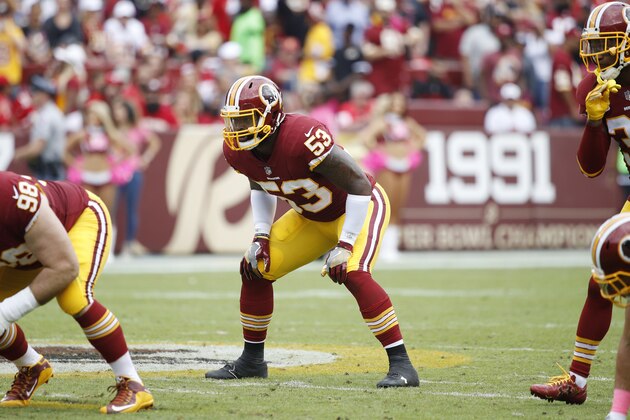 LANDOVER, MD - OCTOBER 15: Zach Brown #53 of the Washington Redskins in action during a game against the San Francisco 49ers at FedEx Field on October 15, 2017 in Landover, Maryland. The Redskins won 26-24. (Photo by Joe Robbins/Getty Images)