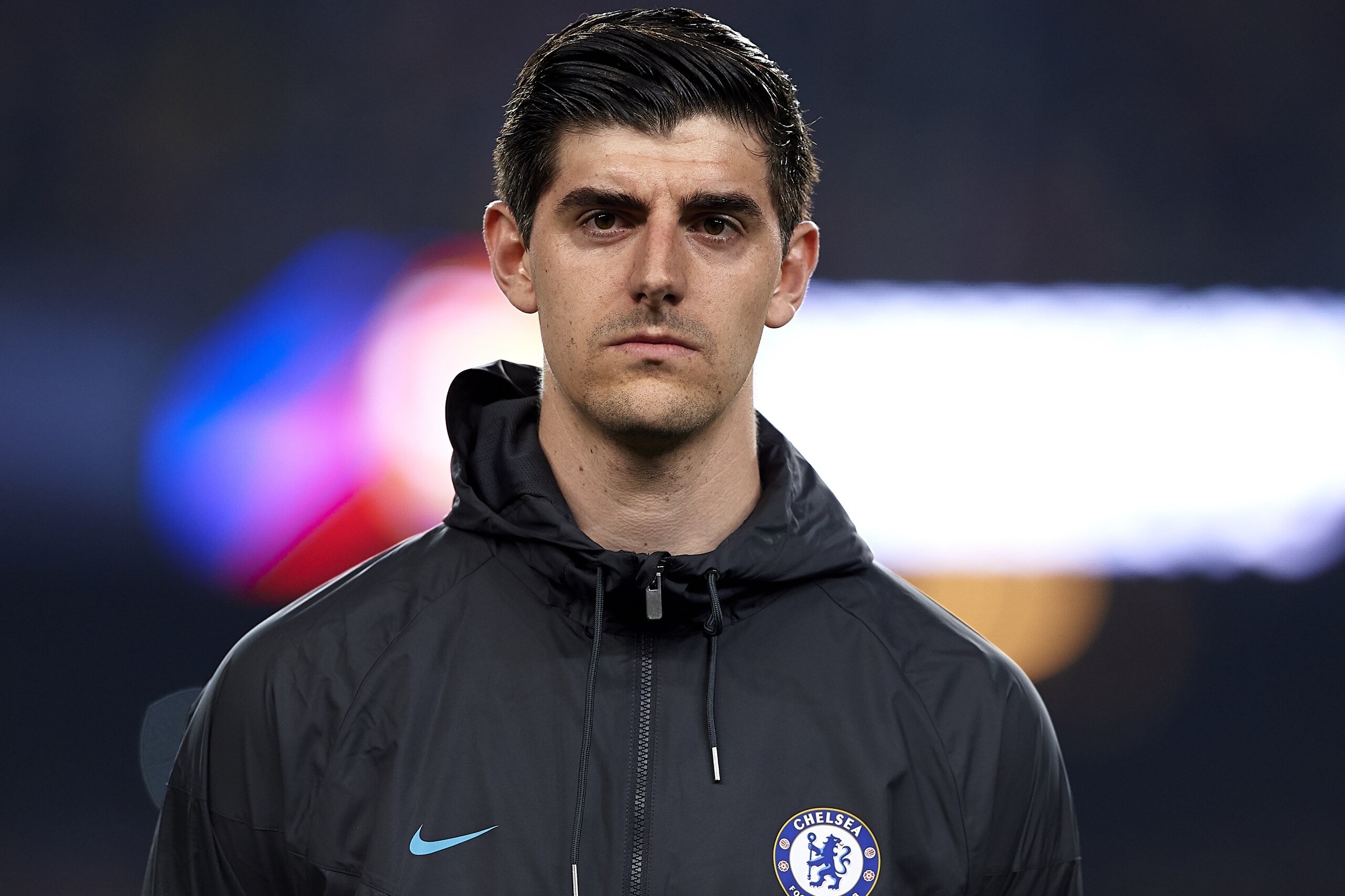 BARCELONA, SPAIN - MARCH 14:  Thibaut Courtois goalkeeper of Chelsea looks on prior to the UEFA Champions League Round of 16 Second Leg match between FC Barcelona and Chelsea FC at Camp Nou on March 14, 2018 in Barcelona, Spain.  (Photo by Manuel Queimadelos Alonso/Getty Images)