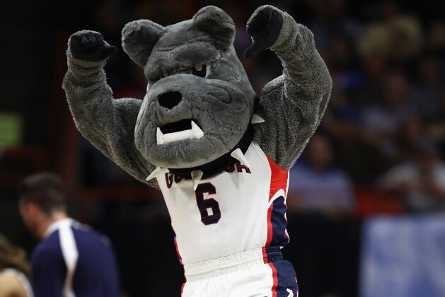 BOISE, ID - MARCH 15:  The Gonzaga Bulldogs mascot performs during the first round game between the UNC-Greensboro Spartans and the Gonzaga Bulldogs in the 2018 NCAA Men's Basketball Tournament at Taco Bell Arena on March 15, 2018 in Boise, Idaho.  (Photo by Ezra Shaw/Getty Images)