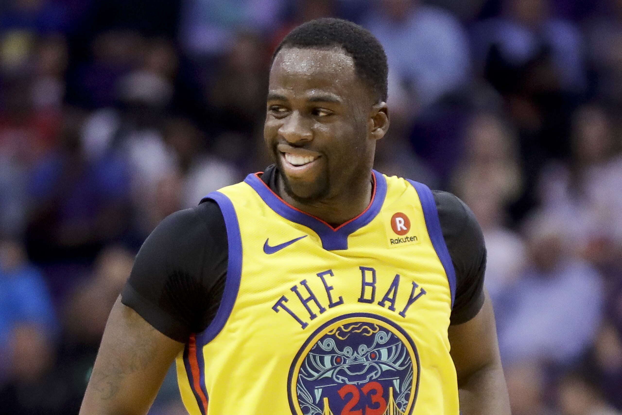 Golden State Warriors forward Draymond Green plays against the Phoenix Suns during an NBA basketball game in Phoenix, Sunday, March 18, 2018. (AP Photo/Chris Carlson)