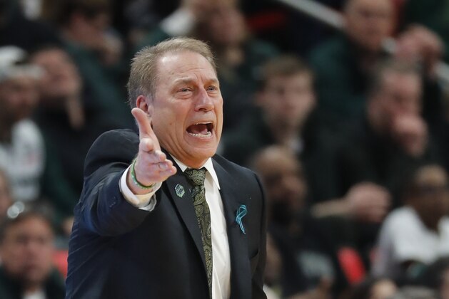 Michigan State head coach Tom Izzo argues during the second half of an NCAA men's college basketball tournament second-round game against Syracuse in Detroit, Sunday, March 18, 2018. (AP Photo/Paul Sancya)